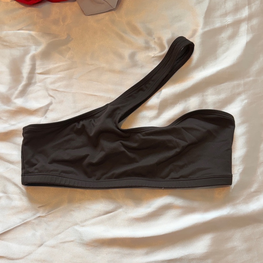 YoungLA Black One-Shoulder Bralette